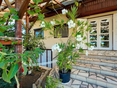 Vila la intrarea in Valcele, priveliste minunata,langa Panorama Boutique