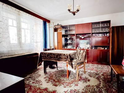Decomandat, apreciabil configurat, avantaj personalizare dupa propriul stil