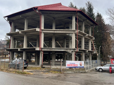 Oportunitate investitie I 907 mp construiti I 656mp de teren I structura solida