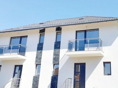 Vila in duplex I Pret avantajos I Vedere panoramica I Curte generoasa