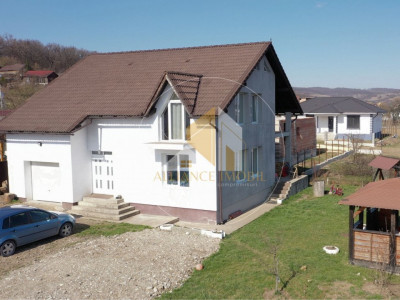 Casa de vanzare   - Str.  Ulmului , Bistrita 