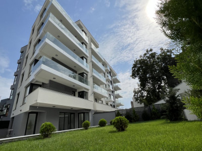 Unirii, 4 camere si  2 parcari  de la dezvoltator