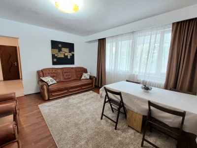 De inchiriat - 3 camere Pajura, 2 balcoane, renovat complet