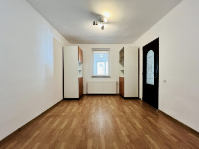 Apartament Decomandat Centru Str. Ploiești  65 mp Renovat 