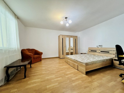 Apartament Decomandat Centru Str. Ploiești  65 mp Renovat 