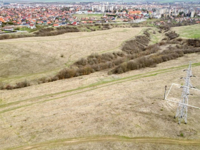 2.000mp teren, investitional, in vecinatatea padurii, Simeria, Sfantu Gheorghe.