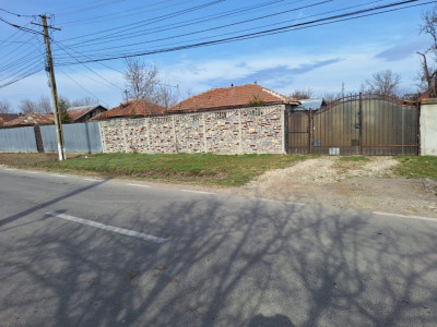 Vanzare casa + teren in loc. Gămănești, jud. Dâmbovița