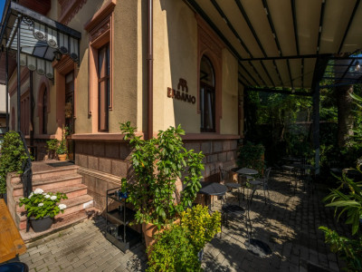 Afacere la Cheie ! Camere in regim hotelier+restaurant / profit bun !