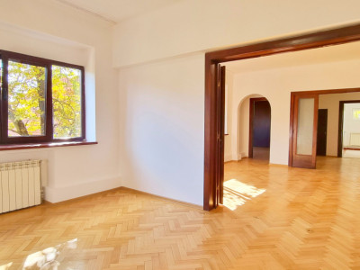 APARTAMENT CU 4 CAMERE 132 MP PIATA ROMANA, PIATA LAHOVARY, DIONISIE LUPU!