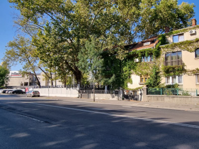 Apartament decomandat in Cotroceni, demisol cu 4 camere in suprafata de 82,73mp!