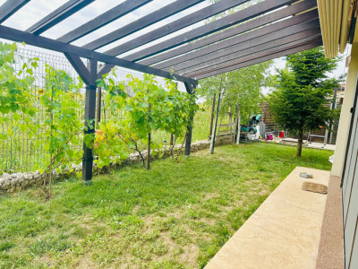 Tartasesti, cartier Buna Ziua, 25 min Colosseum Mall