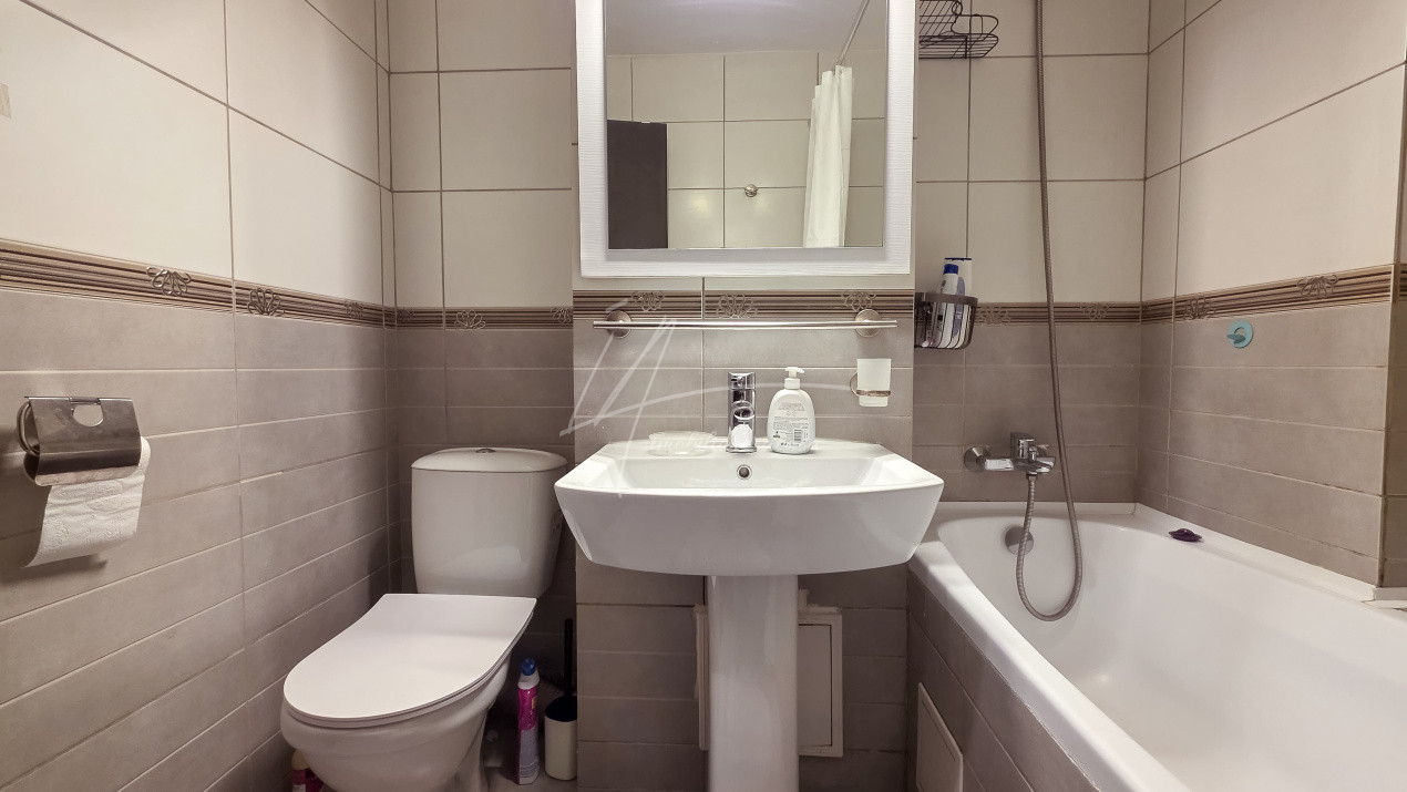 Apartament 3 camere decomandat, Calea 13 Septembrie 235 – parcare inclusă