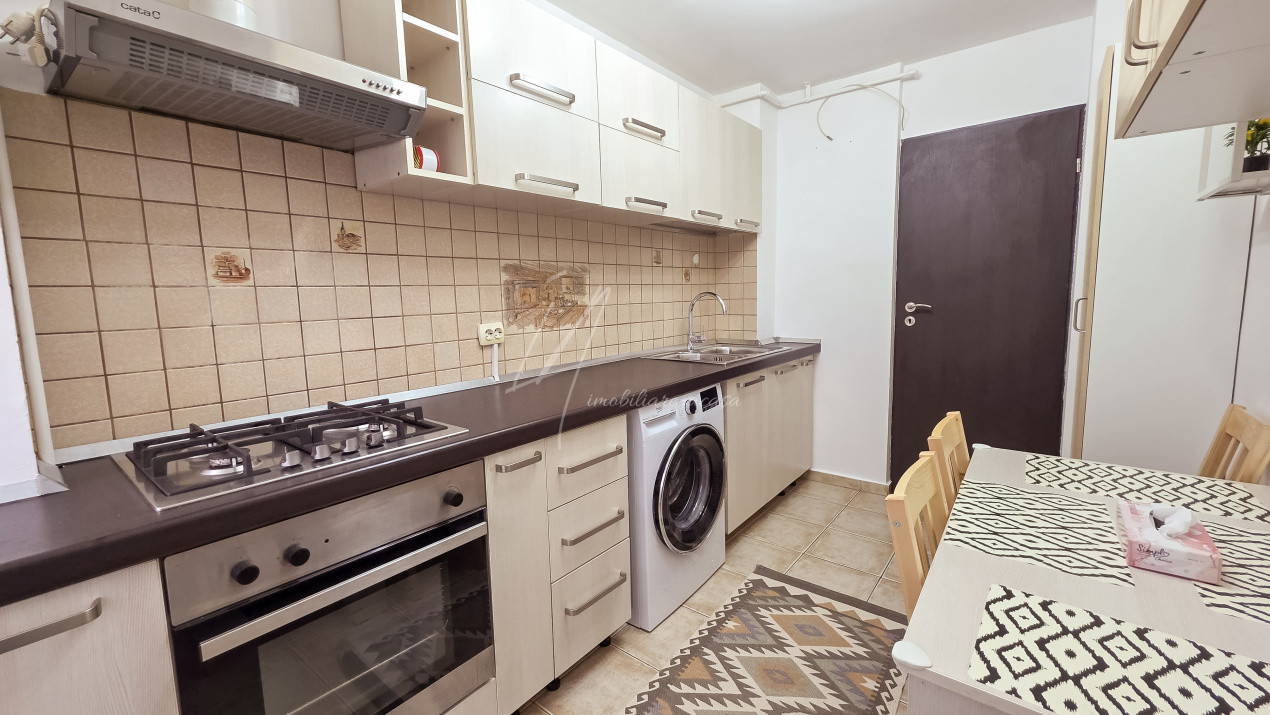 Apartament 3 camere decomandat, Calea 13 Septembrie 235 – parcare inclusă