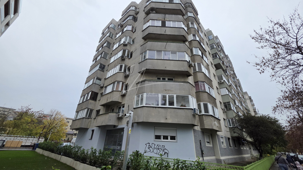 Apartament 3 camere decomandat, Calea 13 Septembrie 235 – parcare inclusă