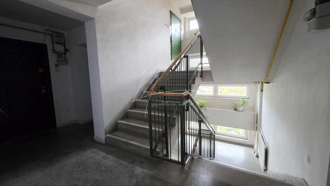 Apartament 3 camere decomandat, Calea 13 Septembrie 235 – parcare inclusă
