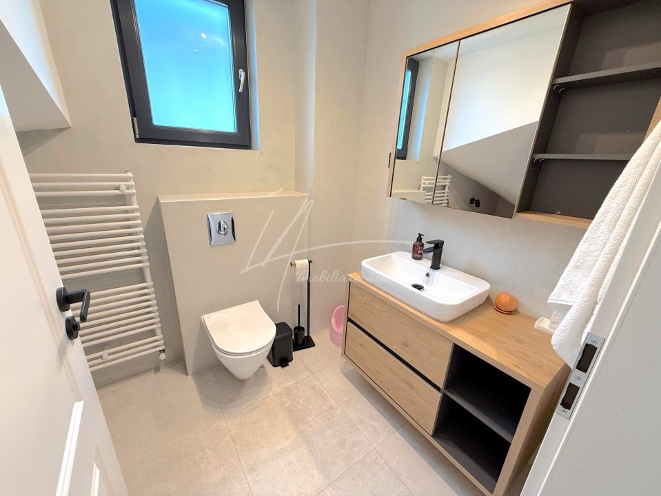 Vila Individuala Superba! P+1 - 5 cam - mobilata/utilata - curte 760mp