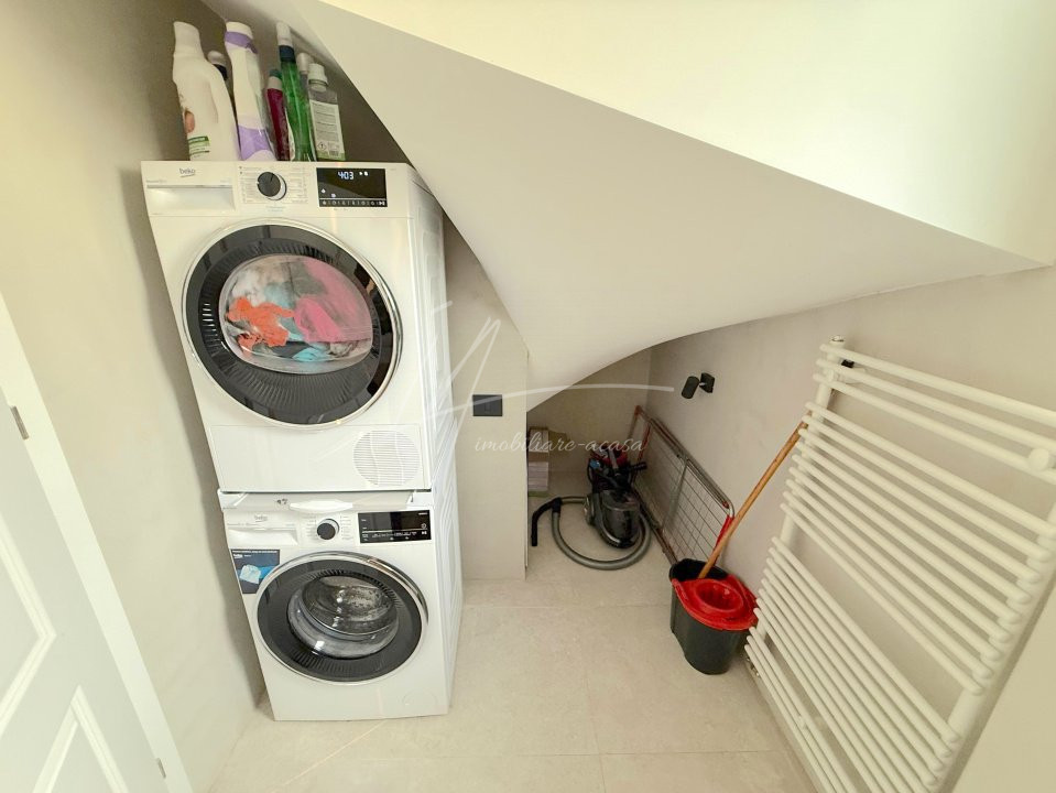 Vila Individuala Superba! P+1 - 5 cam - mobilata/utilata - curte 760mp