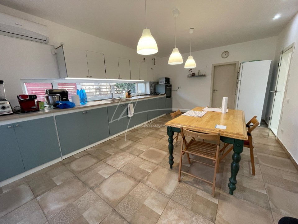 Vila individuala 6 camere Comuna Berceni - 3 min Lidl