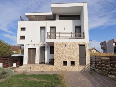 Nu doar o vila mediteraneana! Un stil de viata in Otopeni