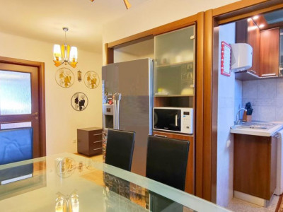 Apartament 3 camere Calea Calarasilor, Orzari, Delea Veche, Restaurant 