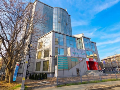 Bucuresti Mall Vitan, cladire de birouri clasa A
