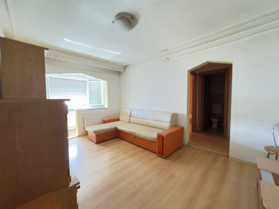 Apartament cu 2 camere | semidecomandat | Milcov - de vanzare