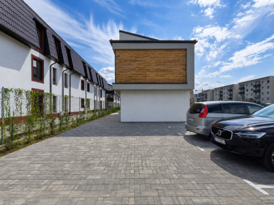 Casă nouă, curte, 2 parcări · Tractorul Brașov · 339.500 € TVA inclus