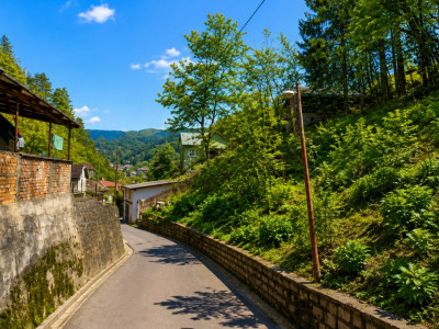 Teren 451 mp – Strada Variștei, Schei | loc pentru o casă cu priveliște