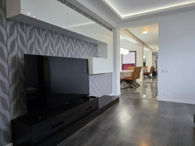 Apartament 5 camere + parcare + grădină, Str. Avram Iancu, Florești, Cluj