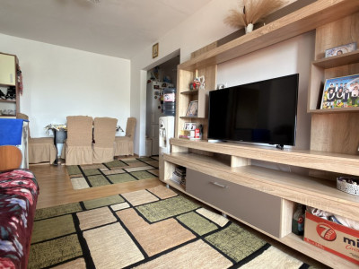 Apartament 2 camere transformat in 3 in km 4-5 de vânzare | Etaj intermediar