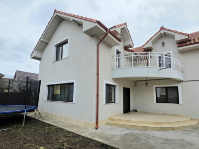 Vilă P+1 spațioasă – Năvodari, zona centrală
