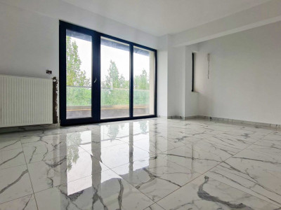 Ideal investitie !Apartament la cheie in Mamaia pe malul lacului