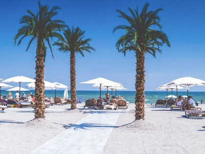 Cel mai mic pret din White Tower | Studio cu vedere la mare langa Loft