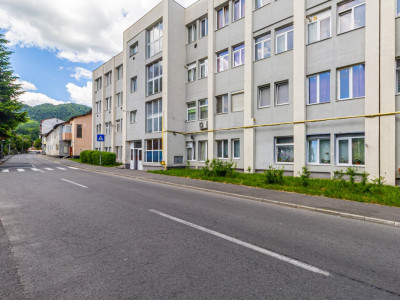 OPORTUNITATE! 1200 EURO/mp -  GARSONIERA | Baie si bucatarie proprii 