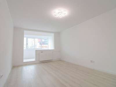 Apartament spatios  3 camere vânzare - renovat – Pantelimon, vizavi de Mega Mall