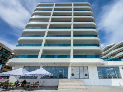 Spatiu comercial de vanzare in Mamaia Nord - prima linie la mare, pe Promenada