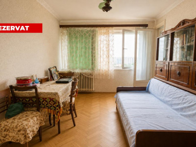 Cel mai urat apartament din Bucurestii Noi. Fa-l tu frumos!