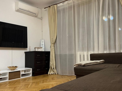 Apartament cu 2 camere la Sala Palatului- pet friendly, disponibil imediat.