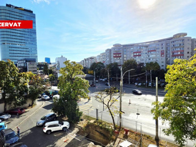 Ion Mihalache 38. 3 camere decomandat. La doi pasi de piata Victoriei