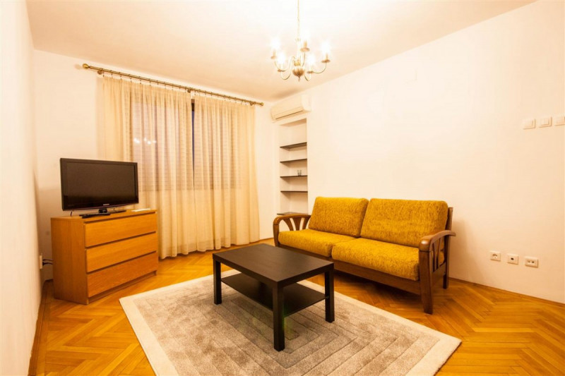 Apartament 2 camere Eroilor Cotroceni
