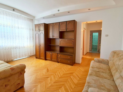 Bine impartit, luminos si confortabil. 3 camere pe Cameliei