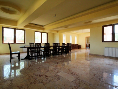 Baneasa - Muntele Gaina, Vila 695 mp, 12 Camere, Teren 1000 mp!