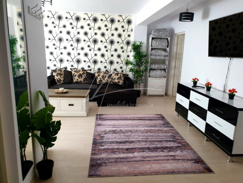 Apartament de 3 camere, gradina proprie, Mamaia Nord