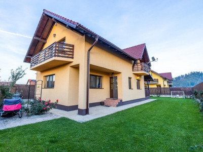 Casa deosebita, singur in curte, 350 mp teren, Rasnov – 0% comisionCasa deosebit