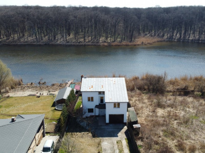 Vila Peris - Balteni cu deschidere la lac si padure 